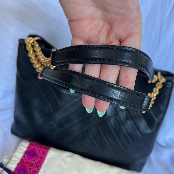 Tory Burch Gold Chain Tote - Picture 3 of 13
